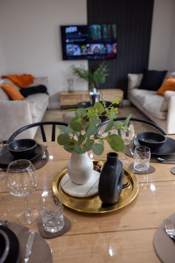 Charming 3-Bed House With 1 Parking Space Кентербері Екстер'єр фото